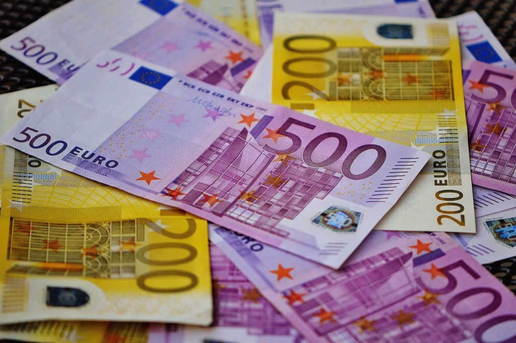 Кредит до 2500 евро